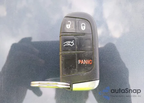 2013 Chrysler 300 Motown z USA, uszkodzony, nr VIN 2C3CCAAG0DH569166